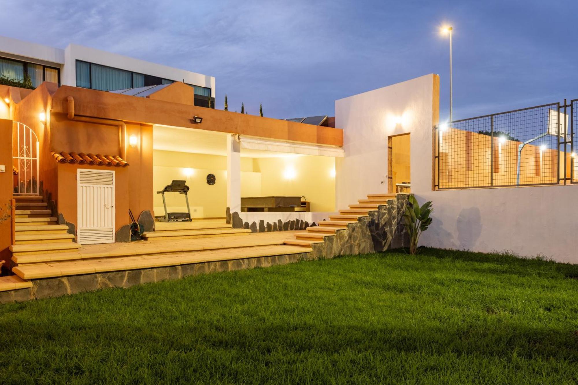 One & Only Sports And Relax Villa Heated Pool By Eden Rentals Tabaiba Kültér fotó